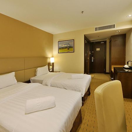 Lintas View Hotel Kota Kinabalu Esterno foto