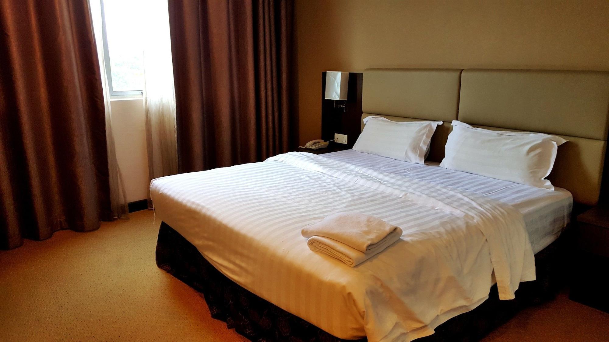 Lintas View Hotel Kota Kinabalu Esterno foto