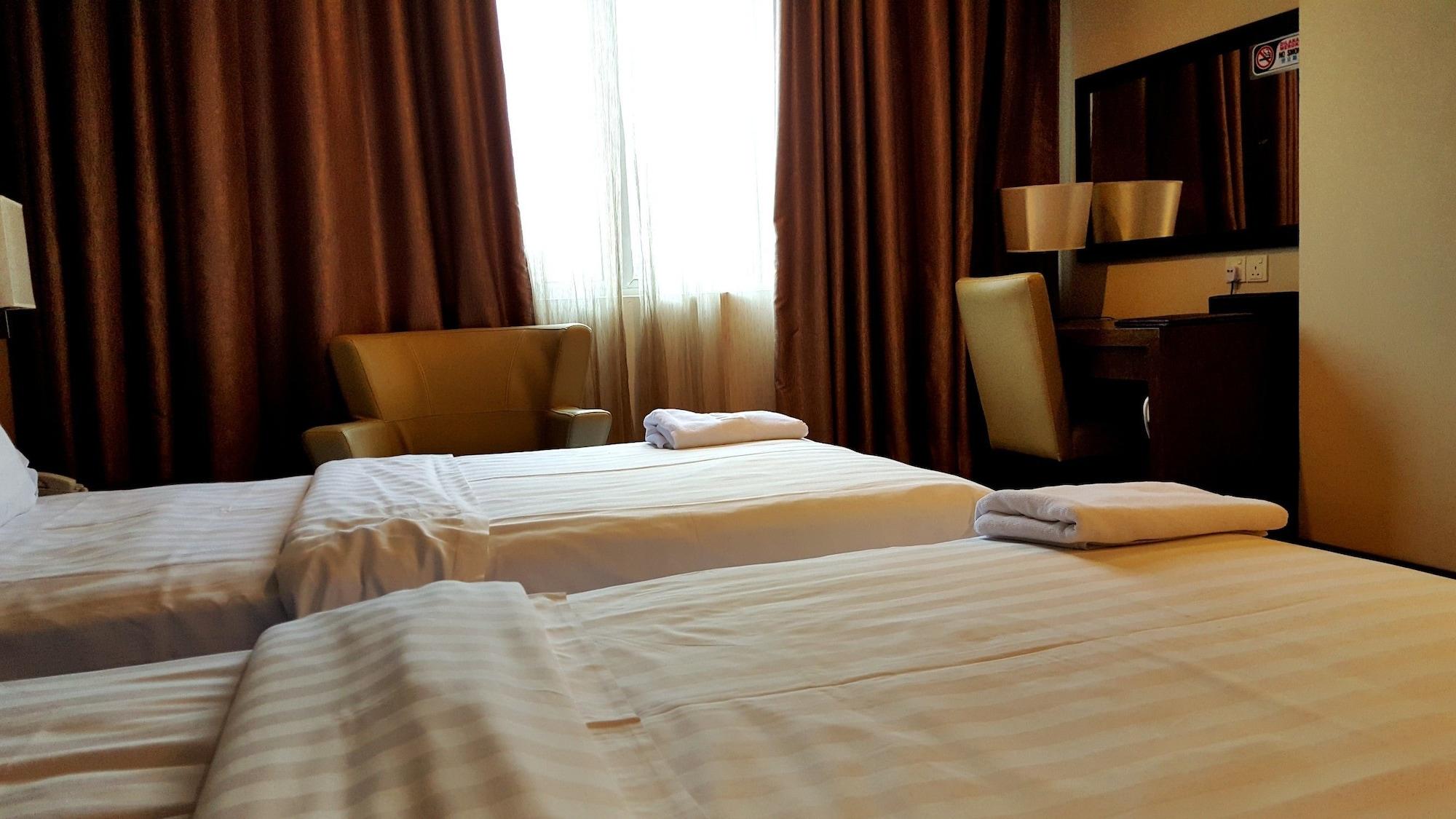 Lintas View Hotel Kota Kinabalu Esterno foto
