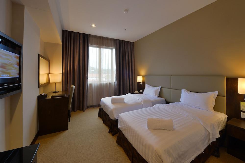 Lintas View Hotel Kota Kinabalu Esterno foto